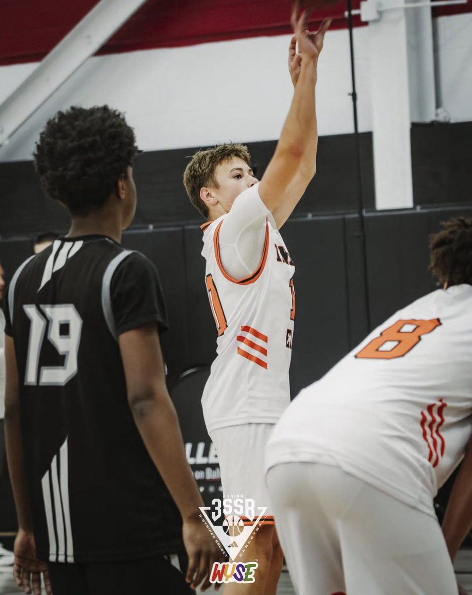jshep1043's tweet photo. A few pics of @Alex_Shepherd10 from Adidas Junior 3SSB in Detroit. Continued growth and success. https://t.co/Wn89y39S8i