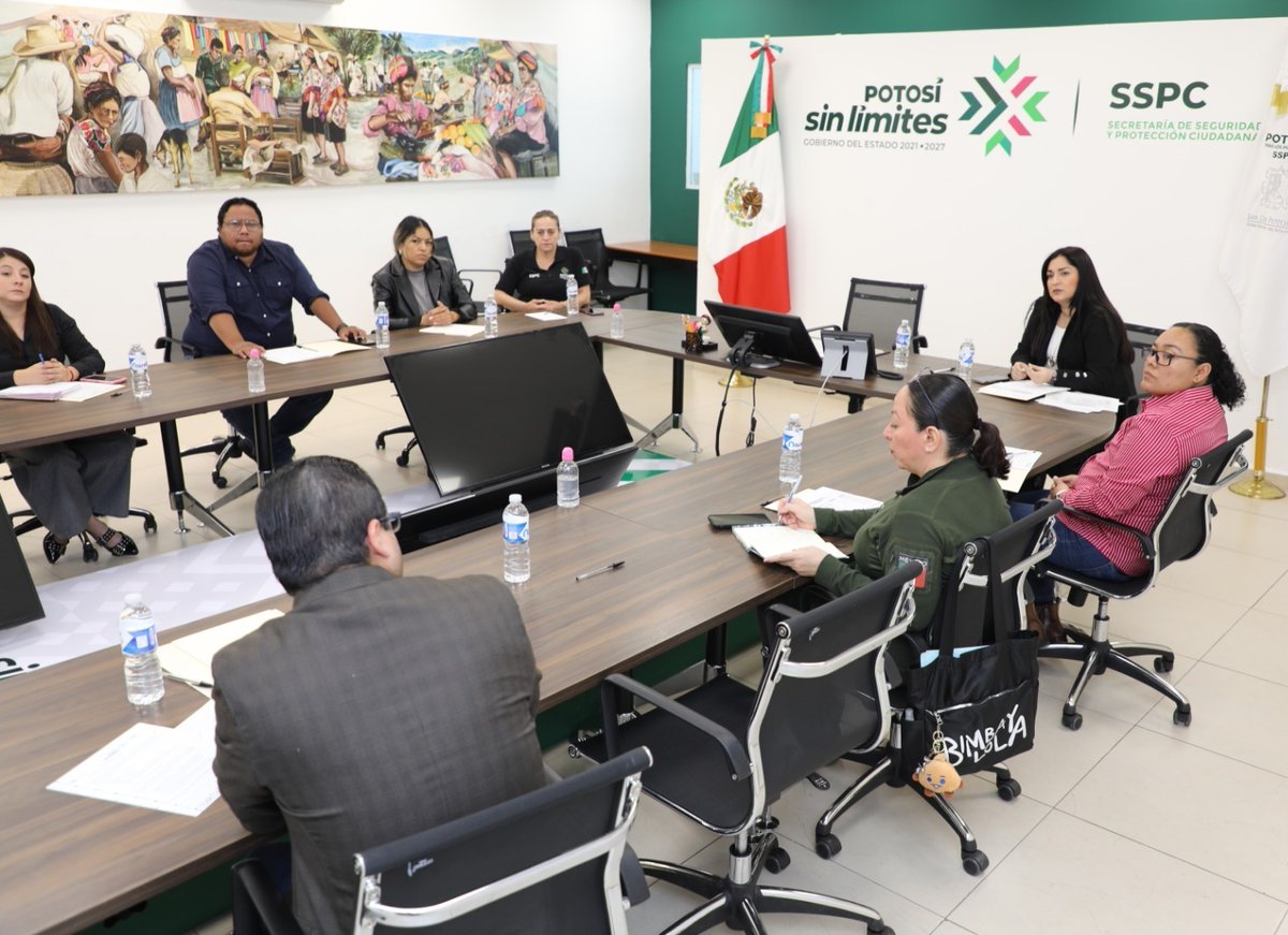 ExpresSanLuis's tweet image. #SLP SSPC estatal refuerza atención incluyente para personas con discapacidad | La dependencia realizó mesas de trabajo y coordinación interinstitucional para mejorar la accesibilidad y fortalecer una seguridad más cercana y con enfoque de derechos humanos acortar.link/kdfVjP