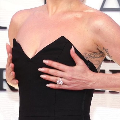 C🧙🏻‍♀️ tweet media