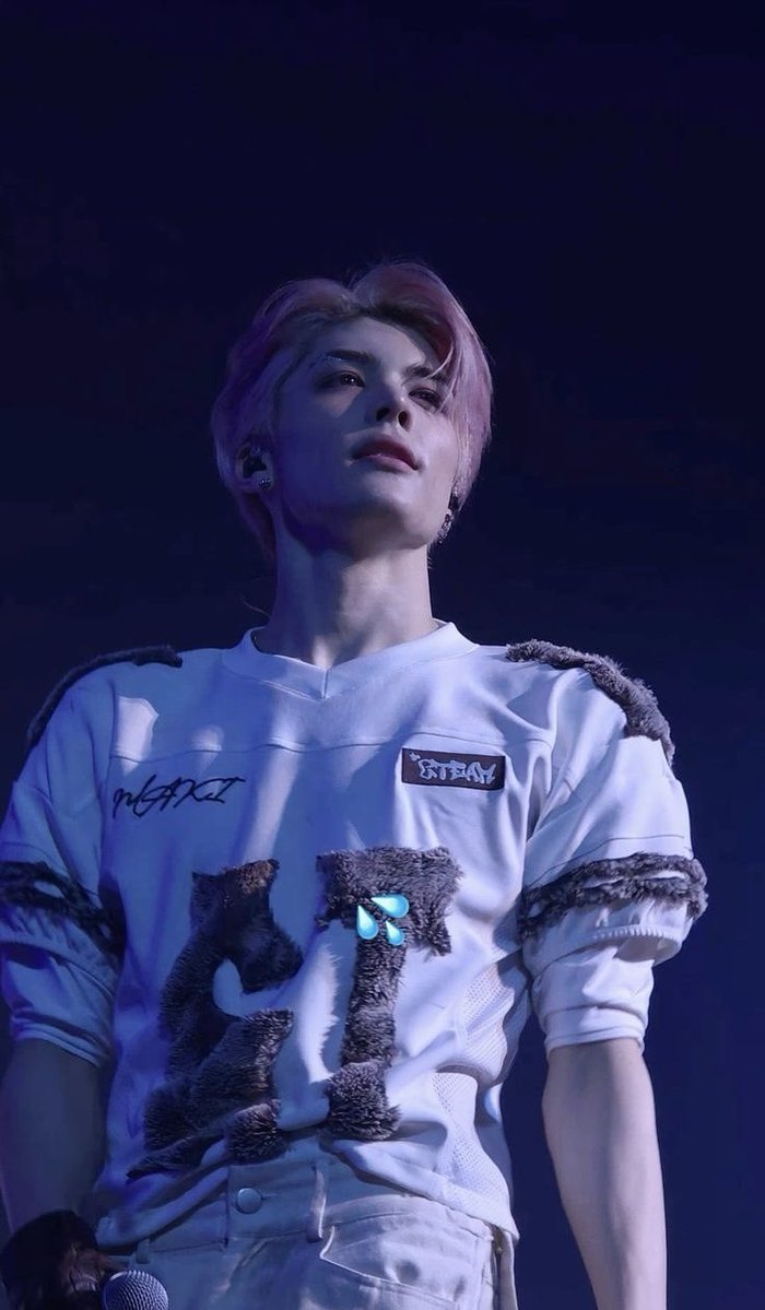 앙기모 tweet media