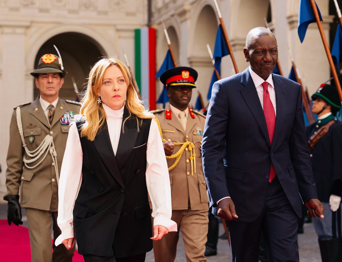 Meloni En Español tweet media