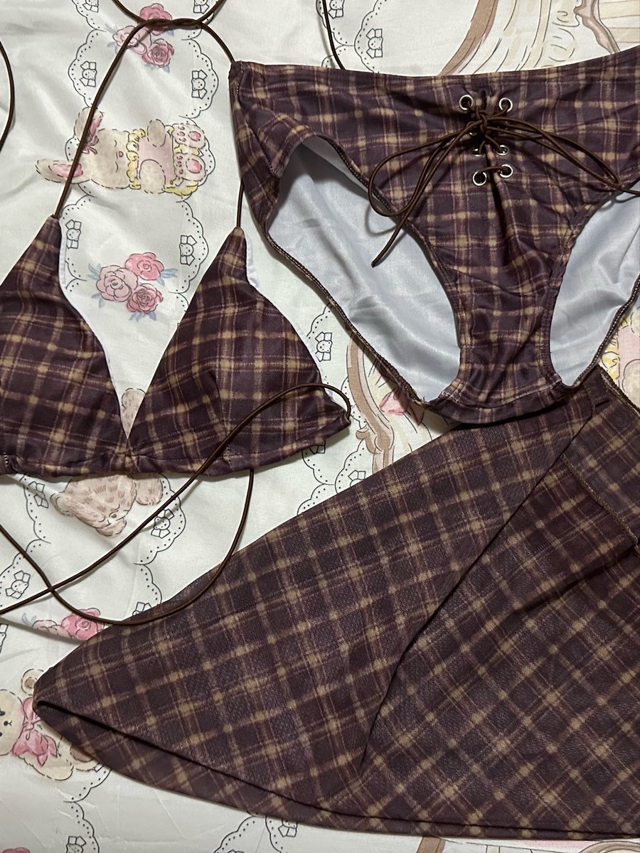 ส่งต่อชุดว่ายน้ำ 150 ส่งฟรี ได้ 3 ชิ้น 
อก 34-36 เอว 26-28 👙 ( ลอง ซักเก็บ) 

#ส่งต่อบิกินี่ #บิกินี่ #ส่งต่อเสื้อผ้า #เสื้อผ้ามือสอง #ส่งต่อbikini #ชุดว่ายน้ำ #เสื้อผ้ามือ2 #ส่งต่อstylistshop #vghbkk #โล๊ะตู๊ #ส่งต่อเครื่องสำอาง #ส่งต่อน้ำหอม #รองเท้ามือสอง #ส่งต่อชุดว่ายน้ำ