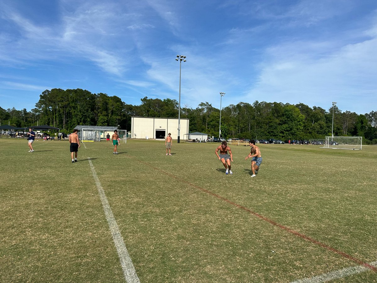 SRSabatalo's tweet photo. Shoutout to the dozen PV Sharks—quarterbacks, receivers, and defensive backs—showing a true commitment to doing the extra work. Not just chasing individual improvement, but pushing one another every rep and raising the standard across the board. Iron sharpens iron.

What stands out isn’t just the effort—it’s the unity. Teammates competing without ego, supporting without hesitation, and building chemistry instead of guarding positions. That’s how you grow as players, and that’s how you become a TEAM—Together Everyone Achieves More.