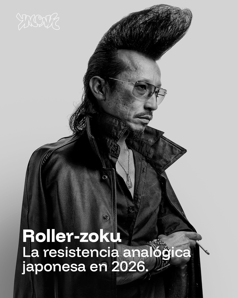 Yaconic's tweet photo. Los Roller-zoku no importan por “retro”, sino por incómodos. Su rito y su lealtad funcionan como una grieta en la narrativa del progreso: una subcultura que no nació para agradar al algoritmo, sino para sostener presencia y pertenencia fuera de él.

🔗https://t.co/9bGvi6yvZF🔗 https://t.co/6fINf9dFmc