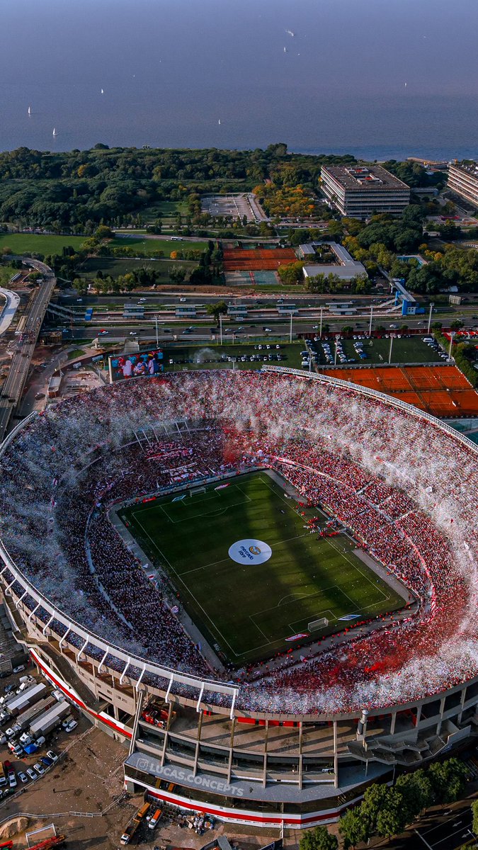 ⁴ᵏ Estadio Monumental.