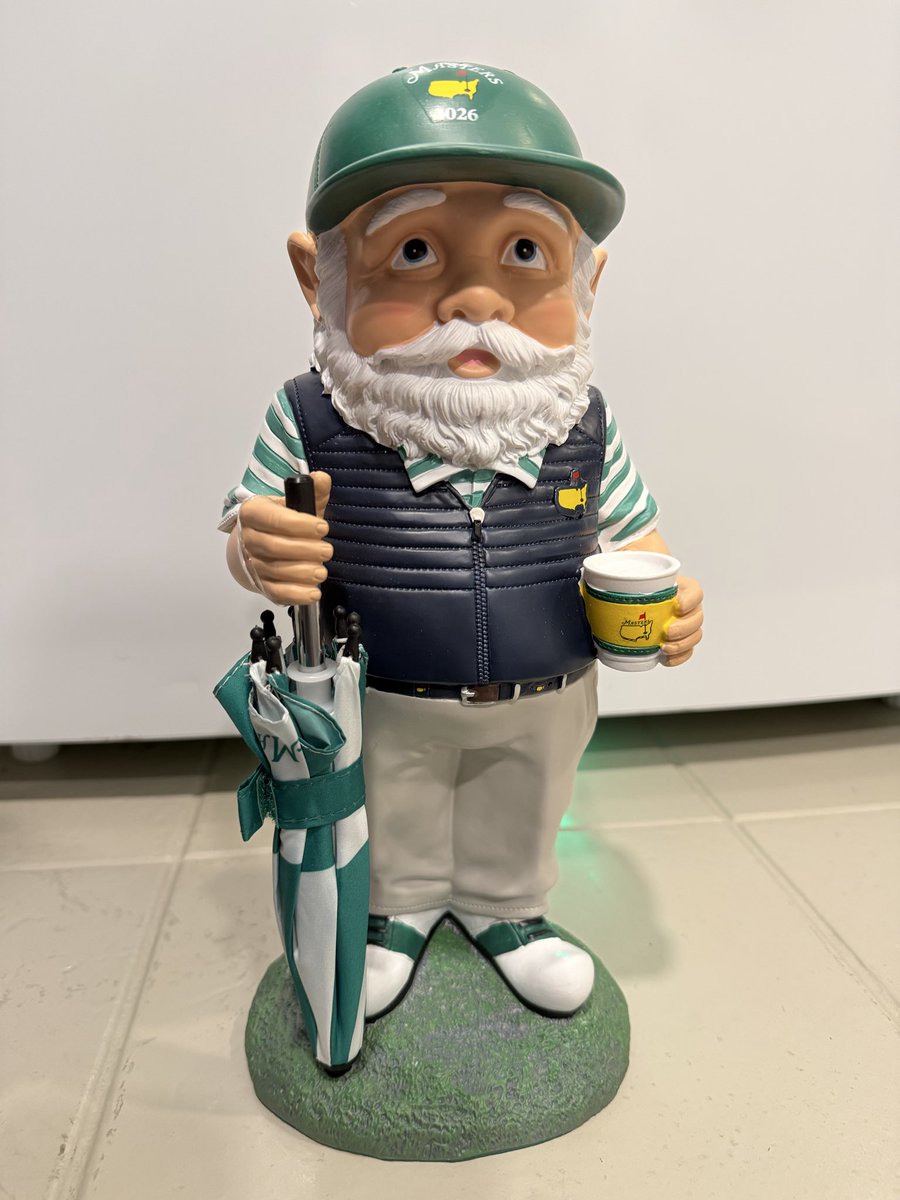 716_playboy's tweet photo. I was in places you’ll never be with people you’ll never meet #masters #thatsbaseball https://t.co/e5BishRkGe