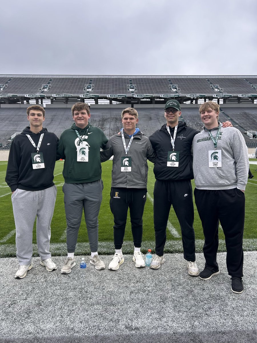 Jack Carlson tweet media