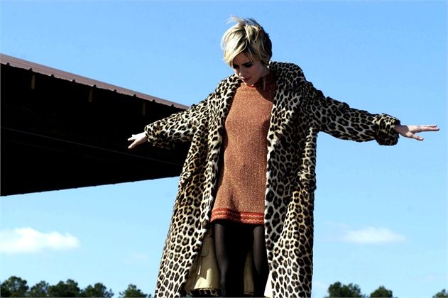 dolortantodolor's tweet photo. factory girl, George Hickenlooper  (2006) https://t.co/uQNUoEiHnv