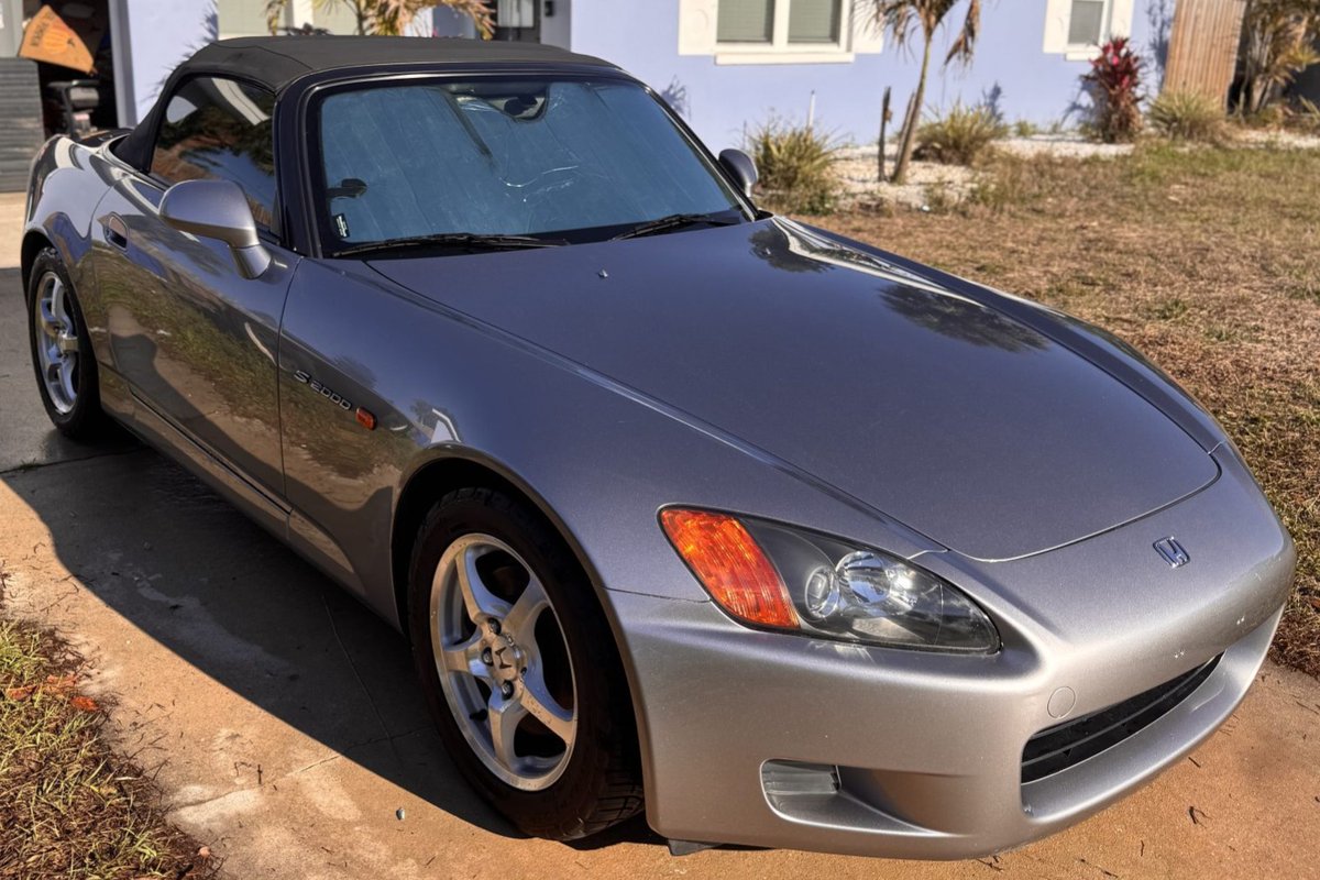 Bring a Trailer tweet media