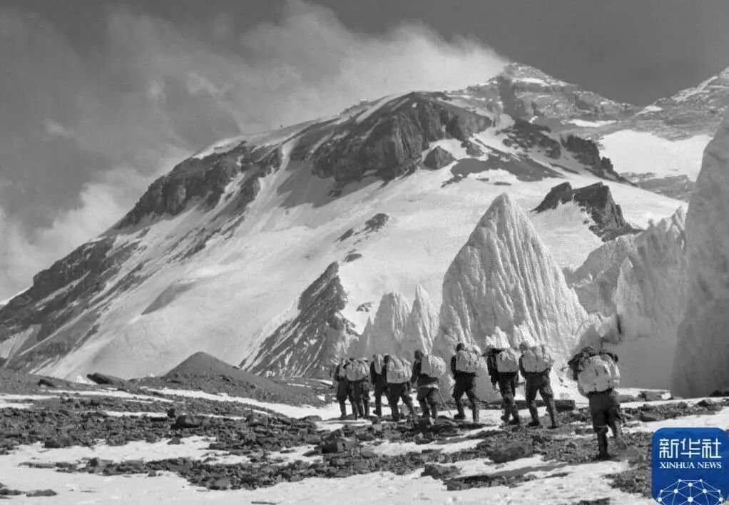TibetNews11's tweet image. Nel film "The Climbers" si parla della scalata del Monte #Everest.