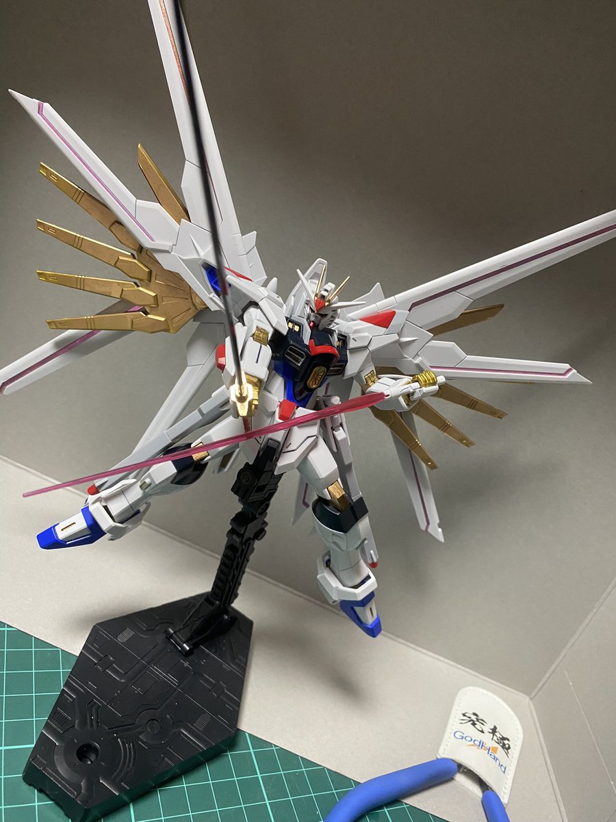 #お昼休みに一枚だけ模型写真を貼ろう