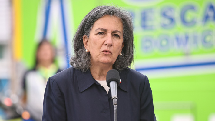 neoliberalchile's tweet photo. #NACIONAL🚨Alerta Sanitaria Oncológica:  Ministra de salud May Chomalí señaló que en 90 días cerca de 33 mil pacientes oncológicos en listas de espera tendrán agendadas sus atenciones. https://t.co/7qZuuX9qYN