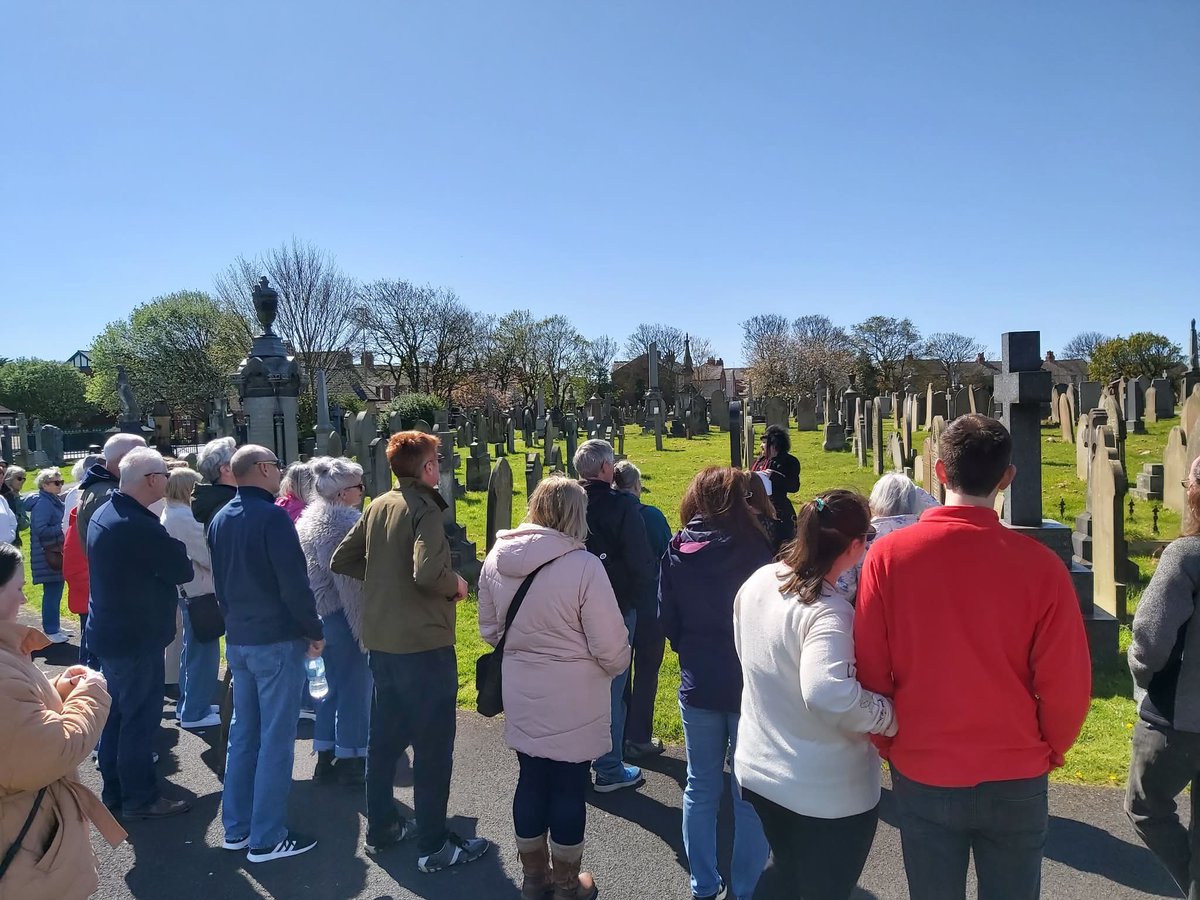 GraveStories's tweet image. Heartfelt thanks to the wonderful crowed who attended this weekends cemetery tour - Layton Cemetery, Blackpool #history #heritage #Blackpool #tour