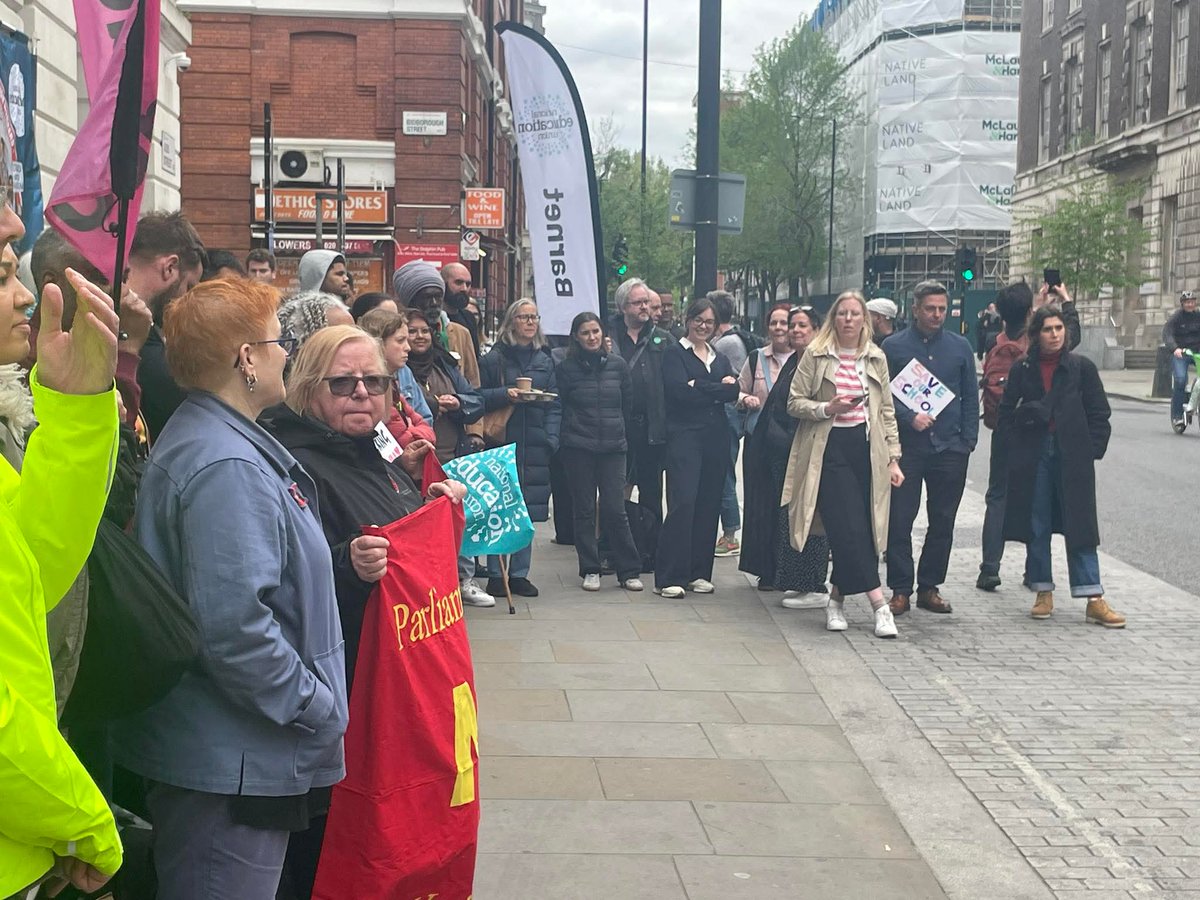 NSSN_AntiCuts's tweet image. #NSSN sending #solidarity
@NEUnion @NEULondon