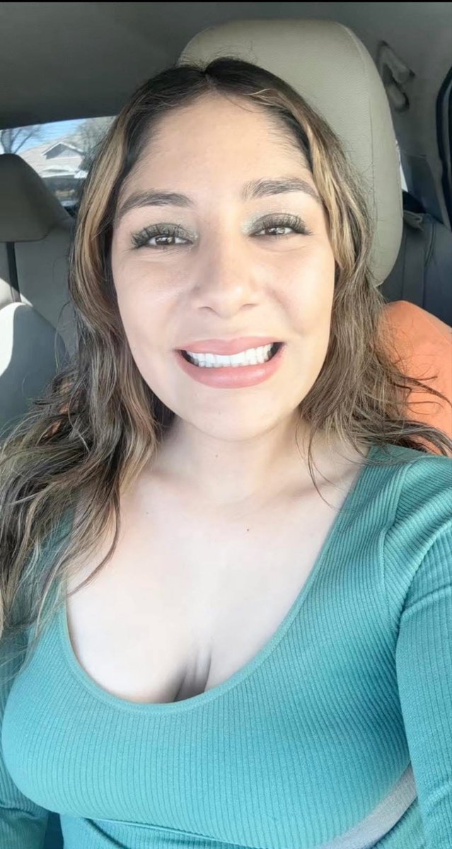 Urgoddesskas's tweet image. I love smiling when I see losers paying me while I do nothing but sit there and look pretty 🎀 #paypig #findomdrain #findom #domme #cashcow #cashsslave #wahlesub #humanatm #feetfetish