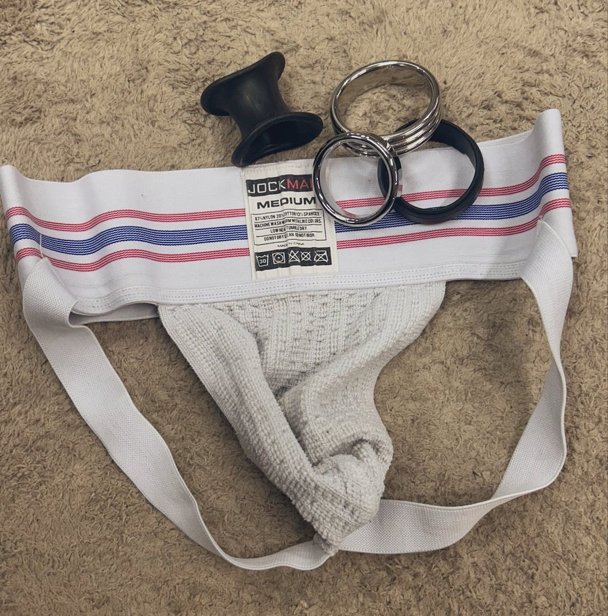 VERS_kinky_98's tweet photo. ๐ฅ๐What are you thinking? Time for some play๐ฎโ๐จ๐
#cockring #ballstretcher #jockstrap #jockstrapsmell #sextoys #hornyman #domroleplay #suckslutgame #suckslut #dommaster https://t.co/aPyENCHO3K