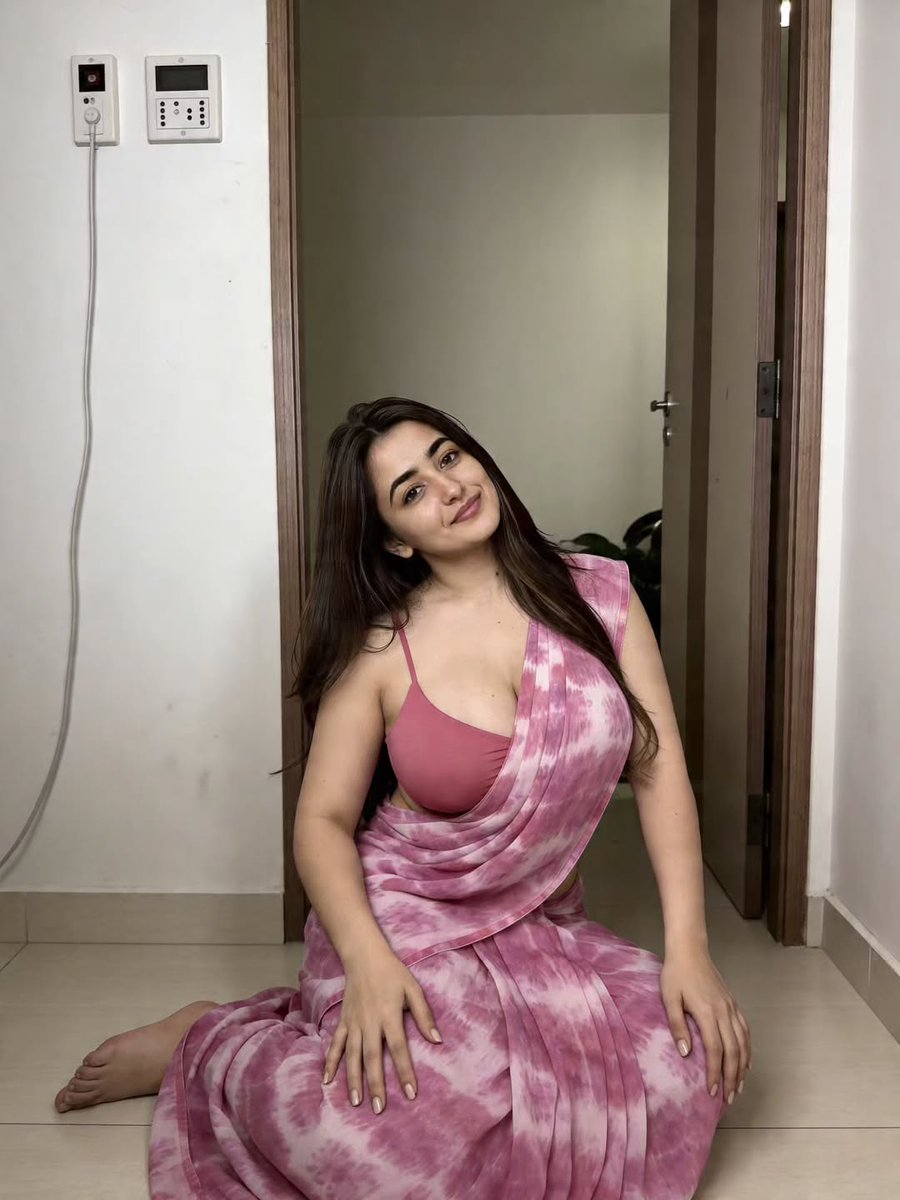 आरुशी चौहान 💫 tweet media