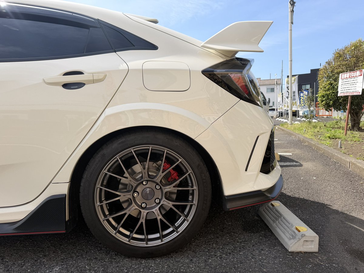 みさき tweet media