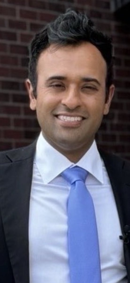 Carmella tweet media