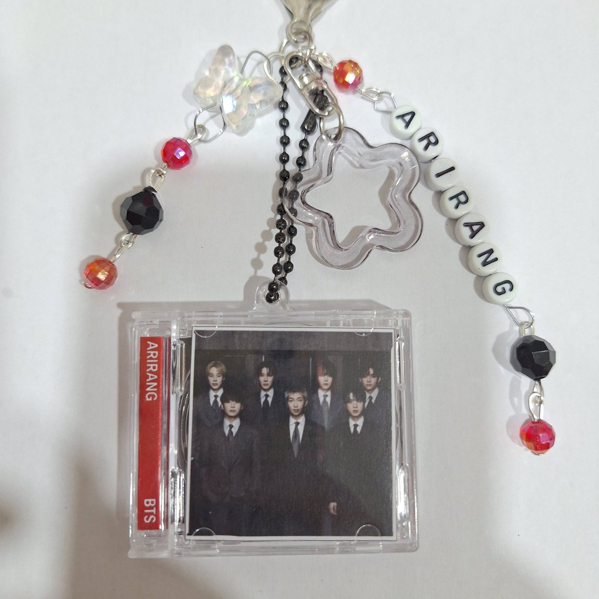 -noemi⊹VERÁ A BTS ✦ 。°˖ tweet media