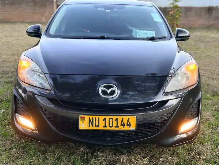 king_kataque's tweet photo. Registered Mazda Axela Hatchback sport 
2012 Model 
Low Mileage 
ZY Engine 
Petrol 
Ecco Mode 
Bluetooth Radio 
Reverse back Camera 
First paint 🎨 
Valid Documents 
Automatic transmission 
Location Blantyre 
Price 16.5 Million Neg
0888813017 https://t.co/FeXxjg17G3