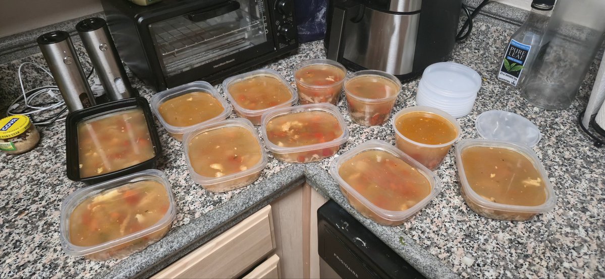 stevegorilla's tweet image. Who is calling dibs? #homemadechickensoup #talented