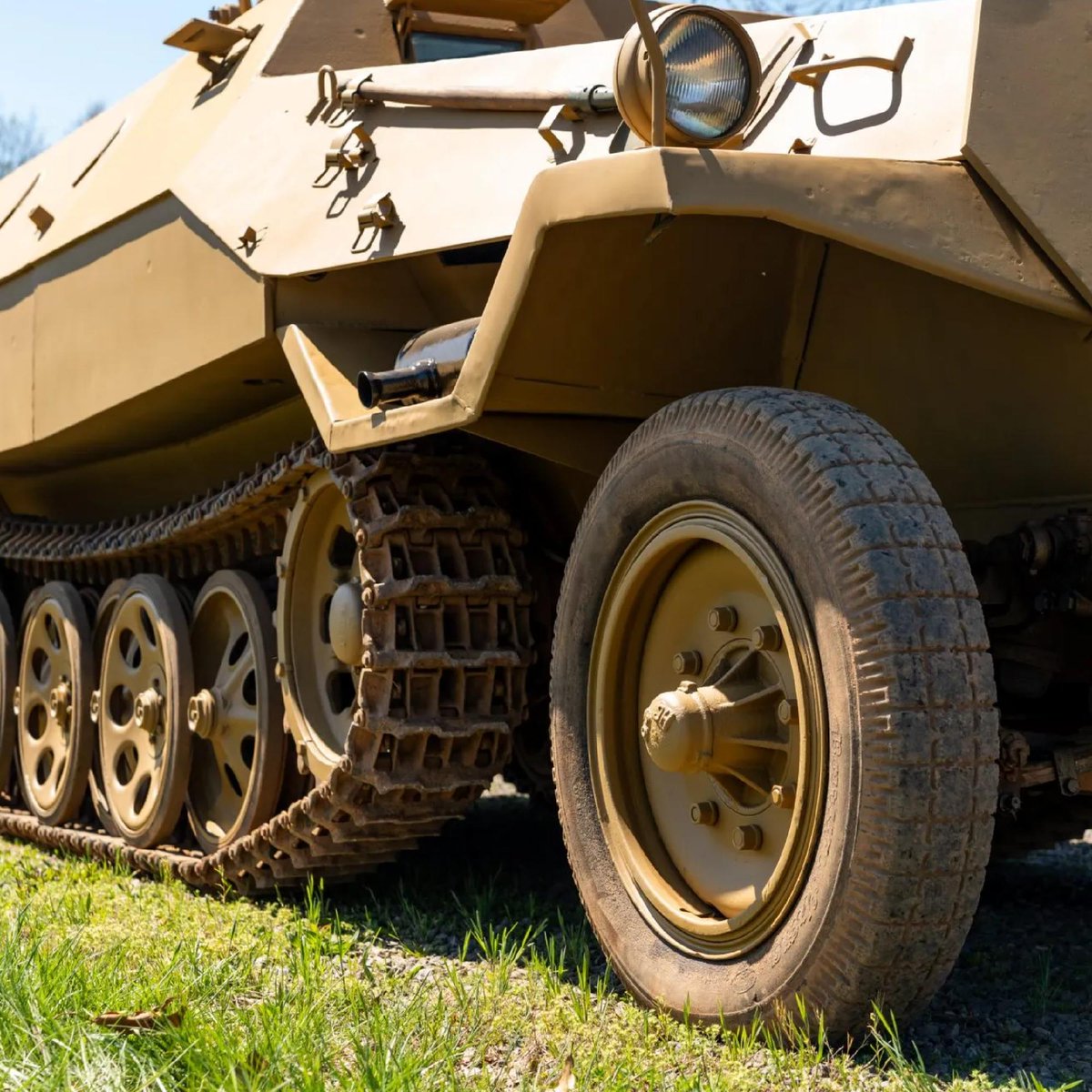 Bring a Trailer tweet media