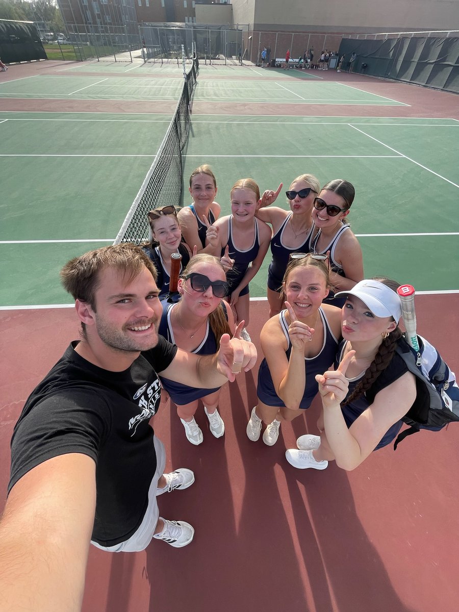 LNStennis tweet media