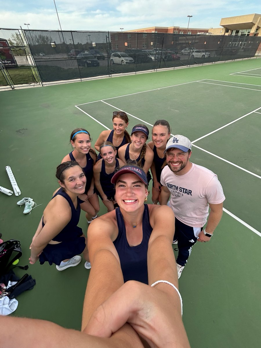 LNStennis tweet media