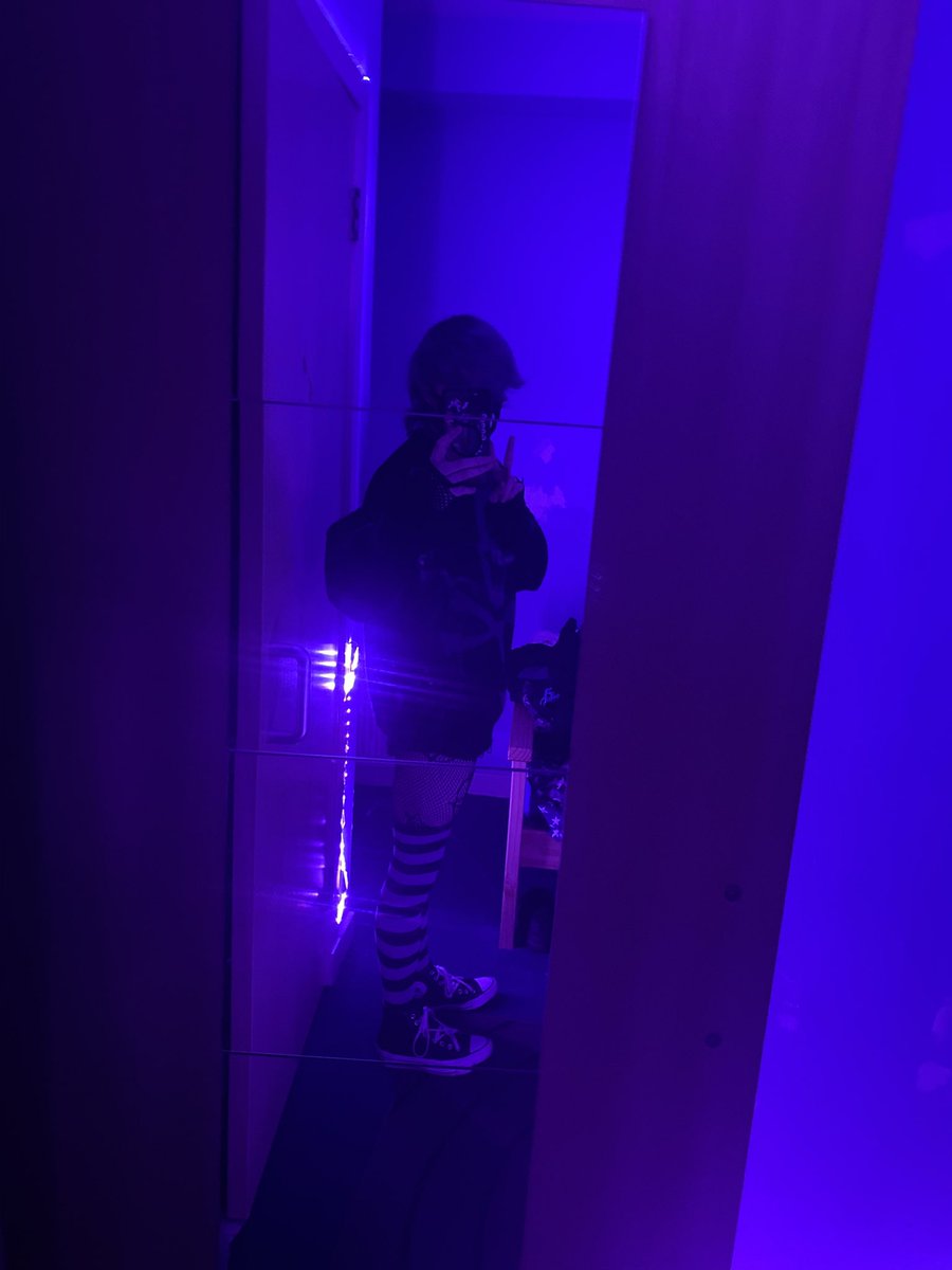 Rogue_Femboy's tweet image. these are some of my favourite pics i’ve taken #femboygamer #femboyfridays #LGBT #cute