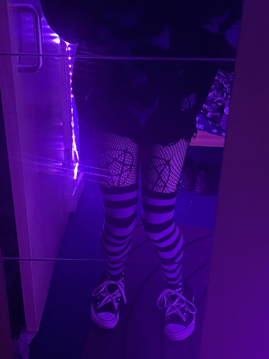 Rogue_Femboy's tweet image. these are some of my favourite pics i’ve taken #femboygamer #femboyfridays #LGBT #cute