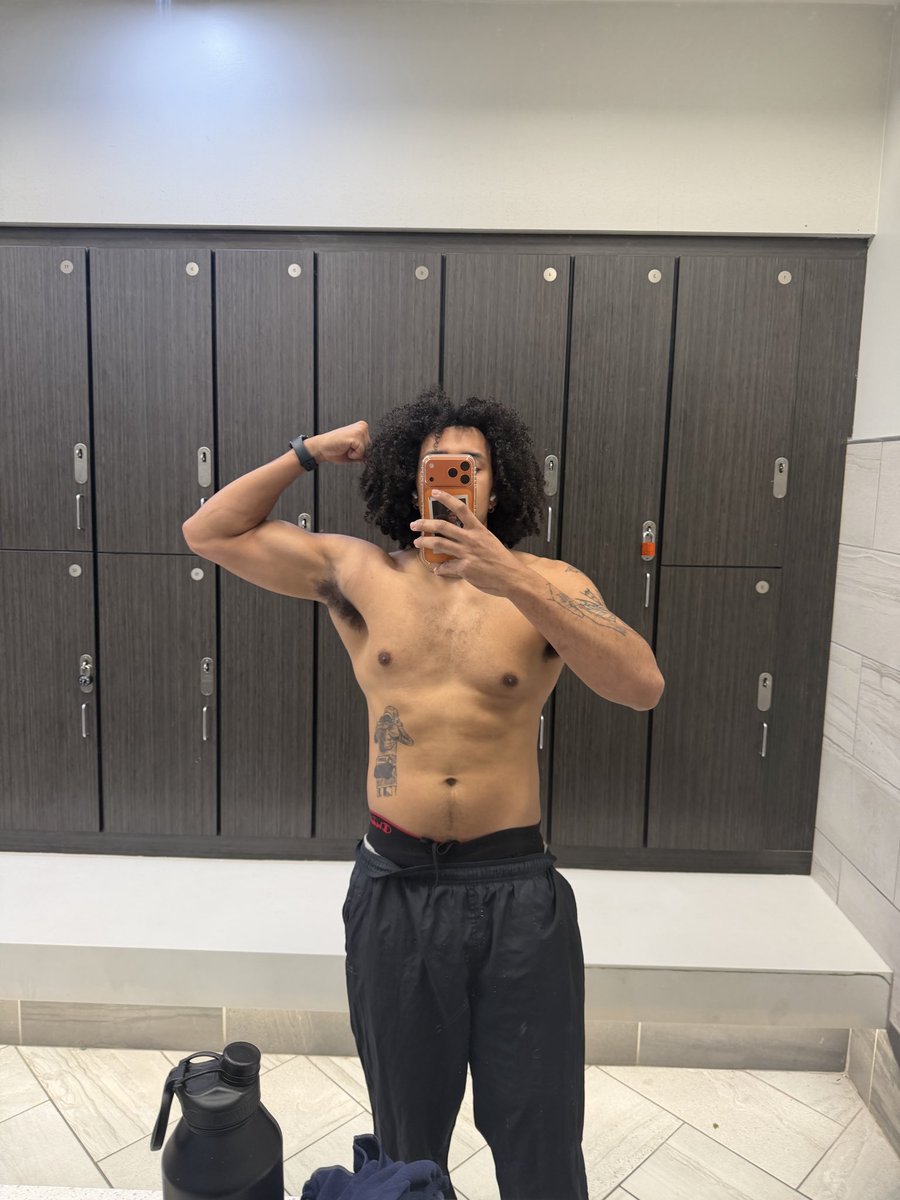 x6vier's tweet photo. just been trynna catch a vibe fr https://t.co/HRrwHNcoAe