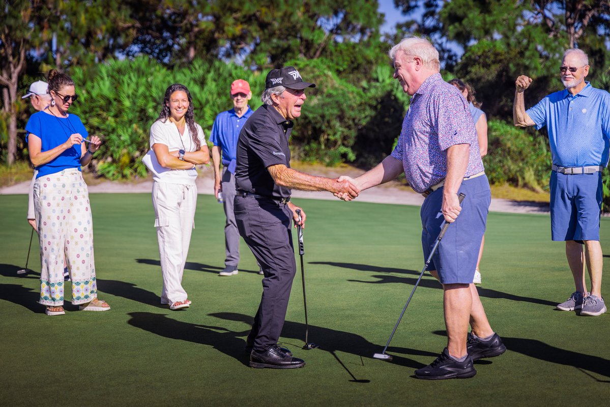 GARY PLAYER tweet media