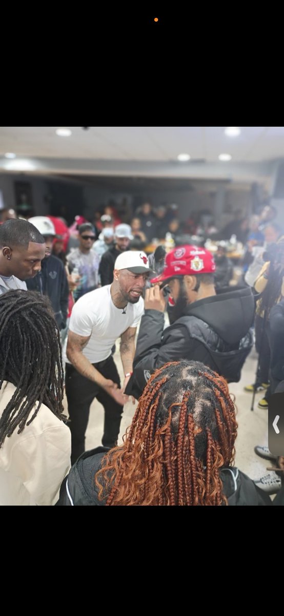 humblekilla2212's tweet image. Lock-in behind my brudda while he put on for the city.. and my lining crispy then a mf… s/o @ShiestyB4pooH .. him and @DRUGZxDMV put on a classic on @TosBattleleague 🔥🔥🔥 can’t wait to get back on that stage 💯
#Tos