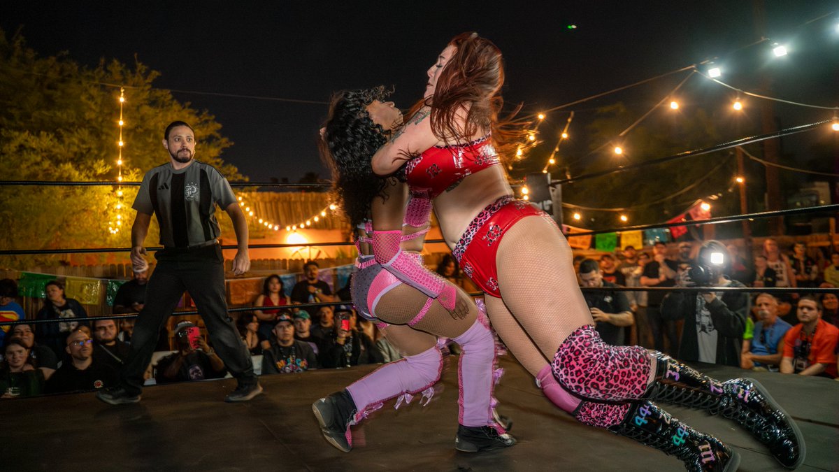RoninMikeV's tweet photo. NIGHT 2
PrideStyle: Sobre La Luna 🌙
#PrideStylePro #LasVegasWrestling https://t.co/SnTOoJmrvt