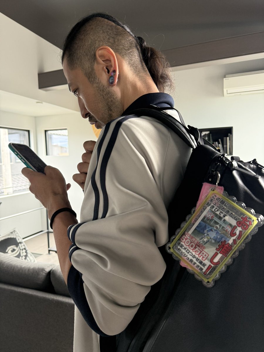 オヴァンティーノ・ロッシ🇯🇵🐈‍⬛ tweet media