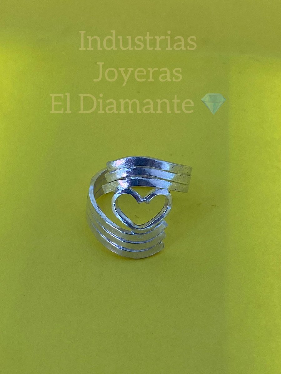 neryzepeda's tweet image. INDUSTRIAS JOYERAS EL DIAMANTE*

#PARATI #ANILLOS #CASUALES#DISEÑOS #EXCLUSIVOS #CASUAL #REGALO #PERFECTO 💎

Productos de Calidad en Oro Blanco/Amarillo/Negro/Rojo/Verde/Rose y en Plata. #Garantizados 💯
Envíos #Gratis en toda #Guatemala y #EstadosUnidos (Preguntar Requisitos)