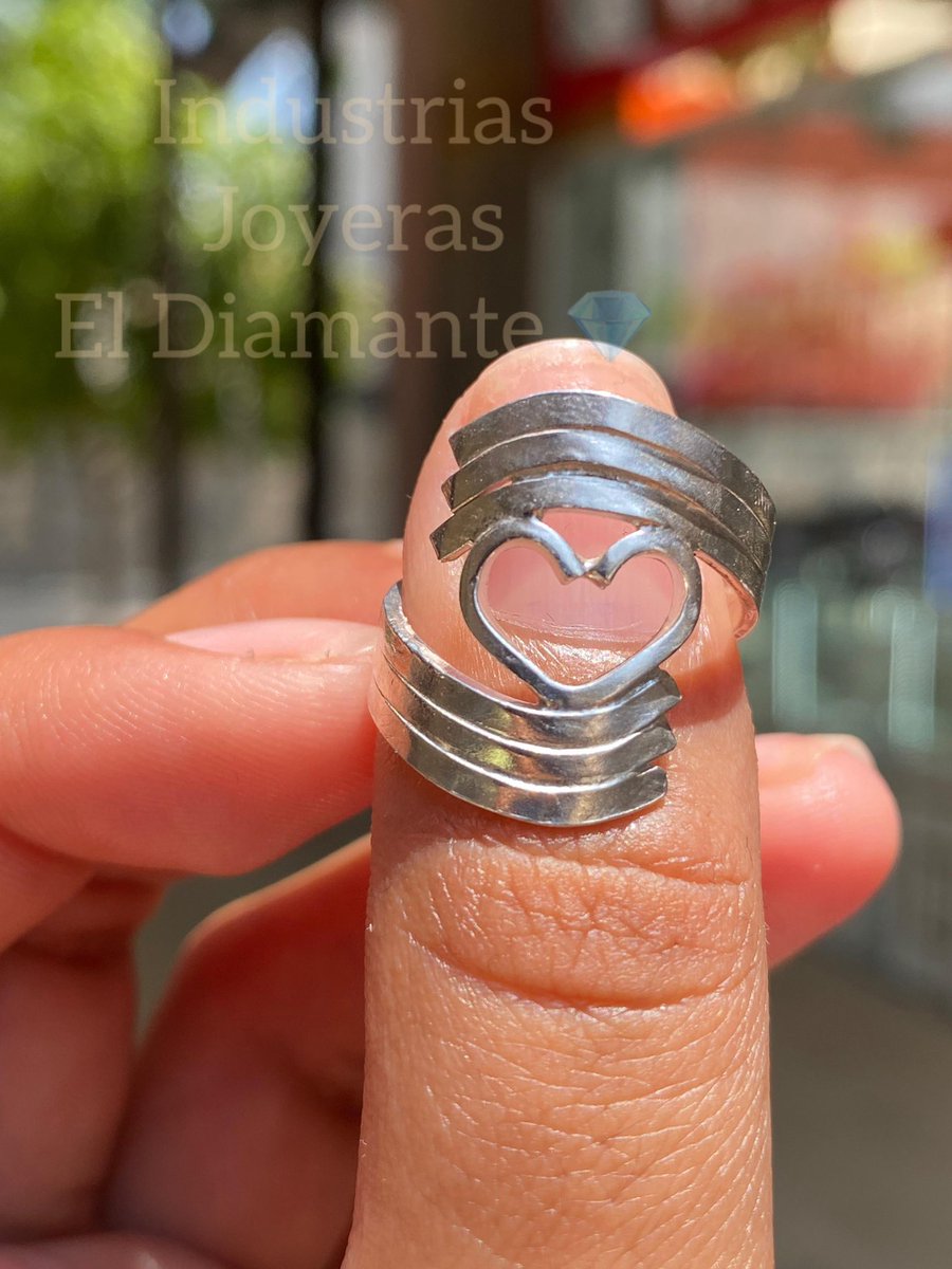 neryzepeda's tweet image. INDUSTRIAS JOYERAS EL DIAMANTE*

#PARATI #ANILLOS #CASUALES#DISEÑOS #EXCLUSIVOS #CASUAL #REGALO #PERFECTO 💎

Productos de Calidad en Oro Blanco/Amarillo/Negro/Rojo/Verde/Rose y en Plata. #Garantizados 💯
Envíos #Gratis en toda #Guatemala y #EstadosUnidos (Preguntar Requisitos)