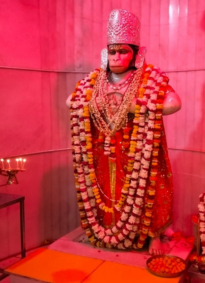 श्री सीताराम श्री सीताराम💛🙏Jai Maharajji📿🐒📿 
।।जय कैंची धाम।।

राम रसायन तुम्हरे पासा, सदा रहो रघुपति के दासा |
तुह्मरे भजन राम को पावै, जनम जनम के दुख बिसरावै ||

#जय_श्रीराम #जय_हनुमान 
#जय_श्री_नीबकरौरी_जी_महाराज 
#जय_सिद्धि_माँ 🪷ॐ卐🙏🚩
<a href="/DhamKainchi/">𝐊𝐚𝐢𝐧𝐜𝐡𝐢 𝐃𝐡𝐚𝐦 🛕</a>