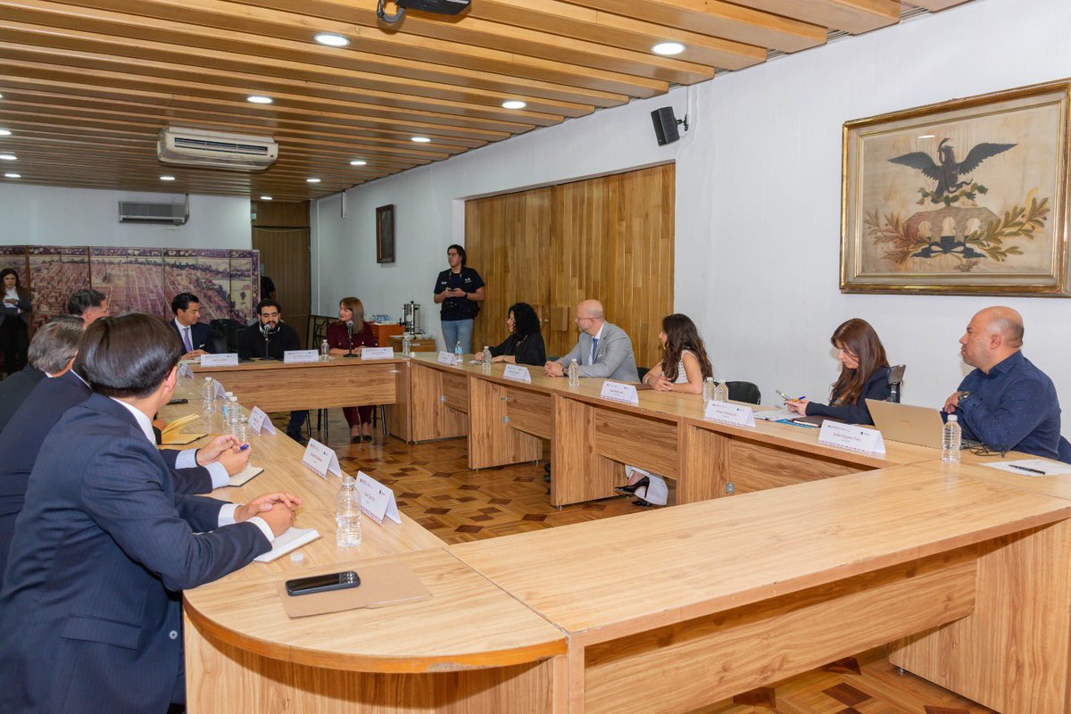 Juan Pablo de Botton tweet media