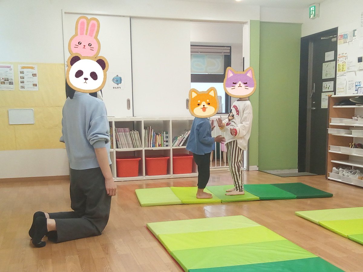 terapiapocket's tweet photo. こんにちは！
てらぴぁぽけっと市川行徳教室です♪

今月の運動はマット多め。
お友達と協力して進みます！

最後は一緒にゴールしたお友達とタッチ✨
優しくタッチすることができました👏

#市川市　#児童発達支援　#未就学児　#行徳　#運動 https://t.co/ZO24BCmBhd
