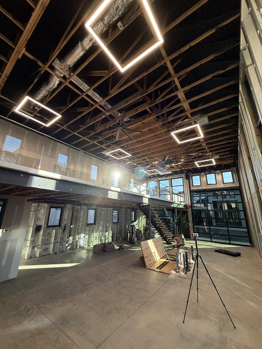 Roberto Nickson tweet media