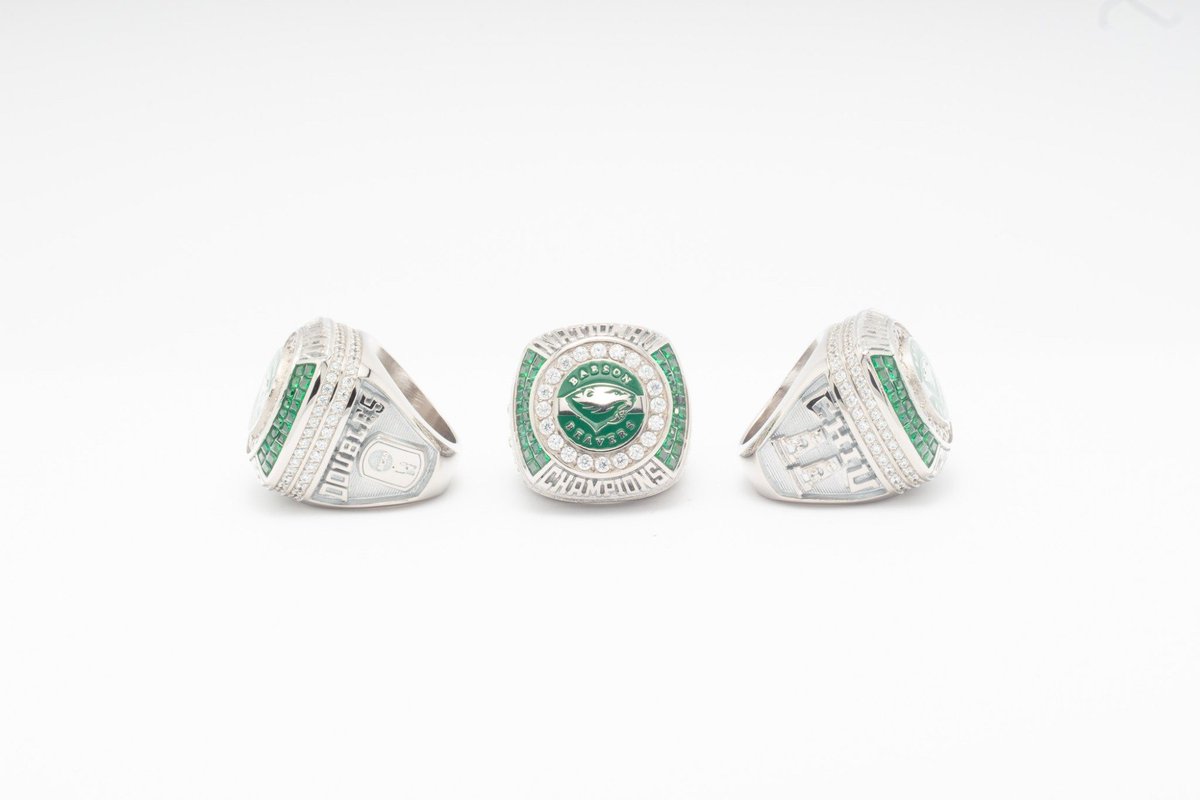 Signature Championship Rings tweet media
