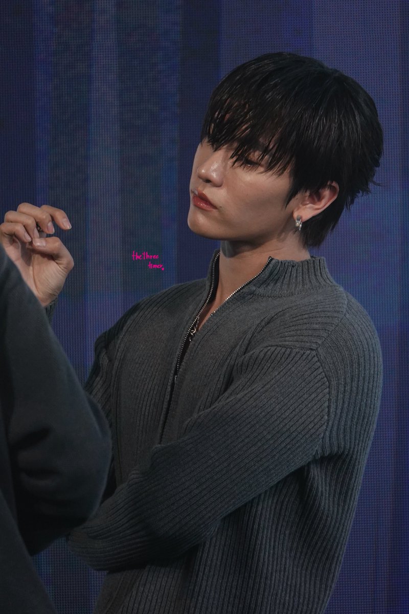 K-POP・アジア BOSSCKM Bosschaikamon In My Eyes I forget post this photo 😆 @boss.ckm @boydmakeup @misterkij