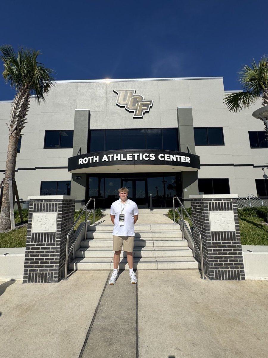 lucaskendall28's tweet photo. Thank you @UCF_Football for letting me come watch practice this last Saturday loved the facility 
@TonkaFB https://t.co/fBEm6ZWsas
