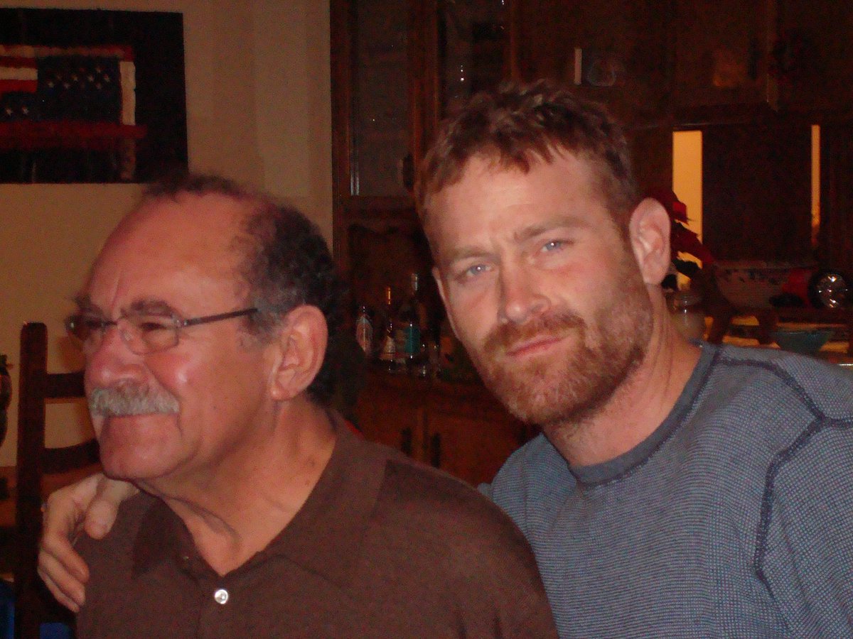 EAngelDoc's tweet photo. Stuart loved us, and he loved his grandchildren. Christmas with him was always a very special time.
@MavrocksGirl
stuartmargolin #angel #therockfordfiles #documentary #characteractor https://t.co/QYoPVuWUqH