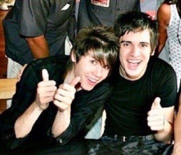 max 🦝 tweet media