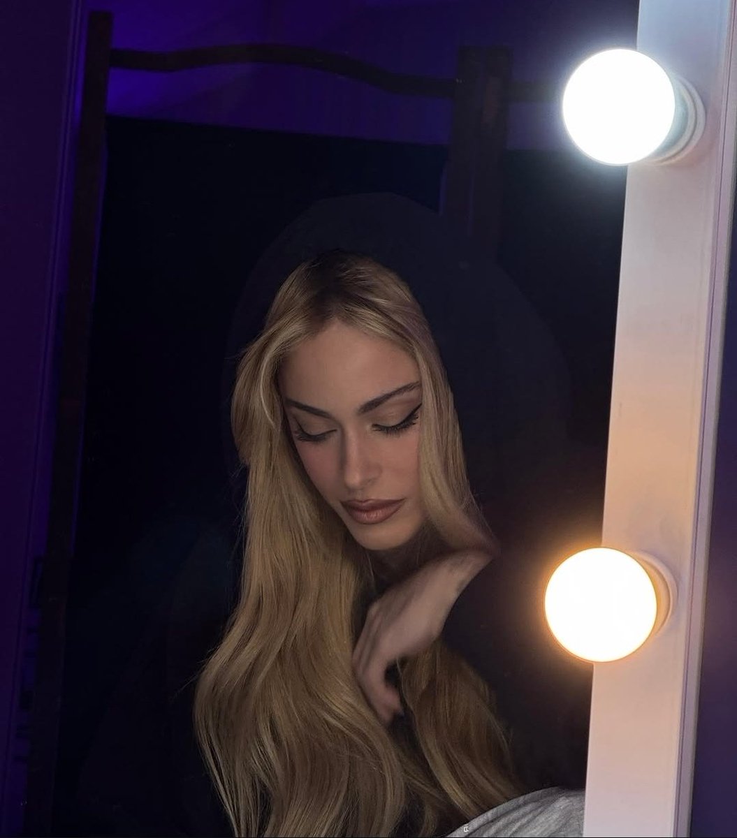 Martina 🛸 tweet media