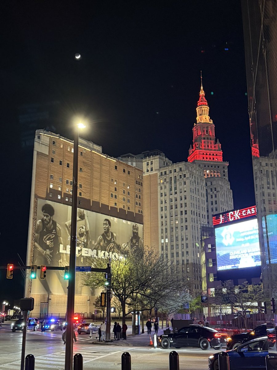 Cleveland so beautiful when you don’t have someone in your ear telling you it’s not