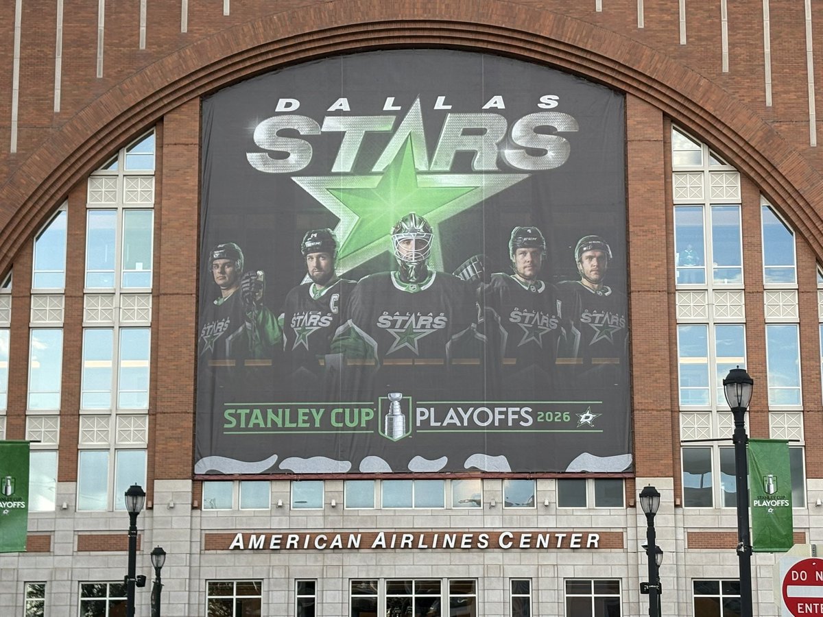 Nice to experience some <a href="/DallasStars/">x - Dallas Stars</a> playoff hockey tonight as a fan tonight with my guys! ⭐️🏒🙌